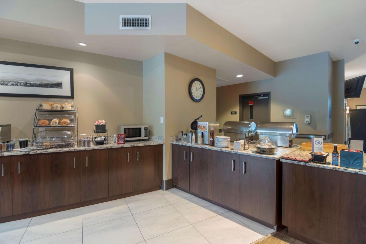 Best Western Plus Ревелстоук Екстериор снимка